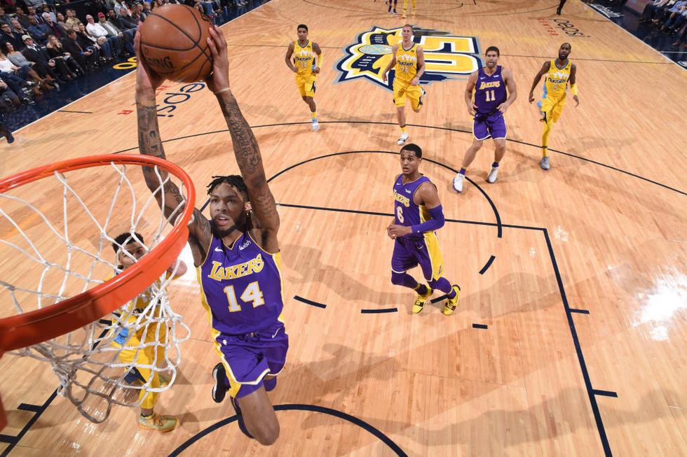 大部分球员 大部分球员