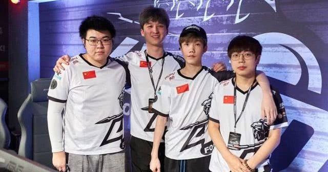 有人质疑他 有人质疑他