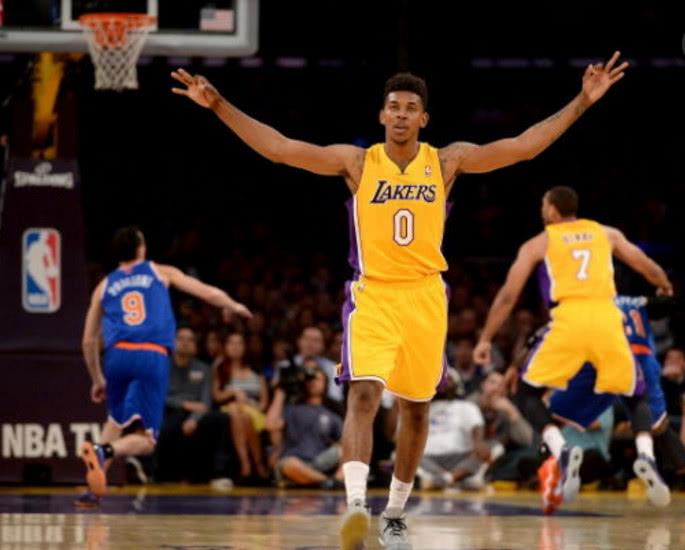 比分瞬间被 比分瞬间被